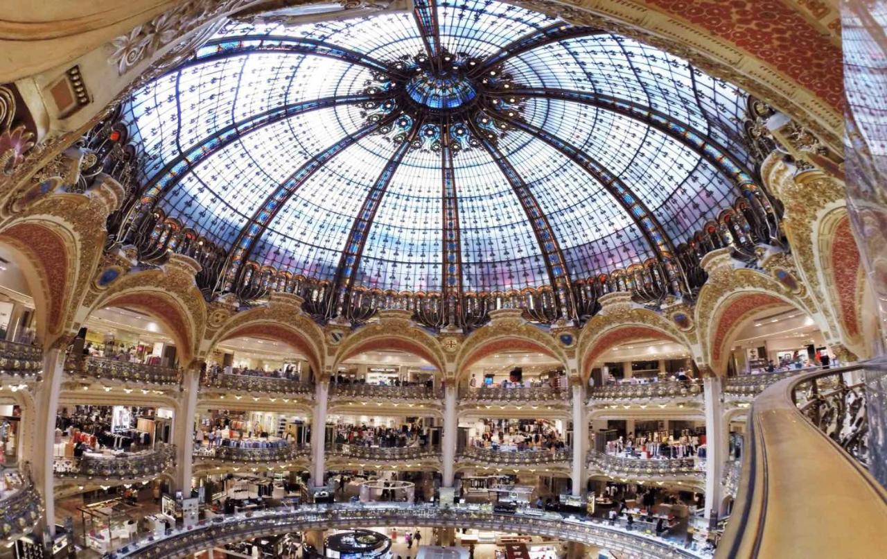 Moderne Dans Le Centre
